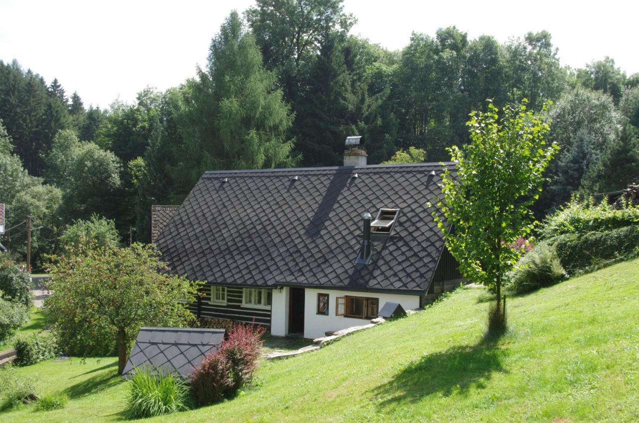 Chalupa Skalka Ceska Metuje Buitenkant foto