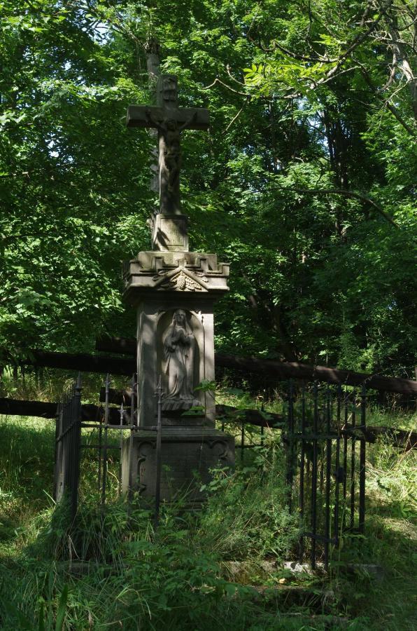 Chalupa Skalka Ceska Metuje Buitenkant foto